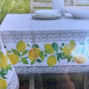 Lemon Print Tablecloth - White and Yellow (Spill Proof)